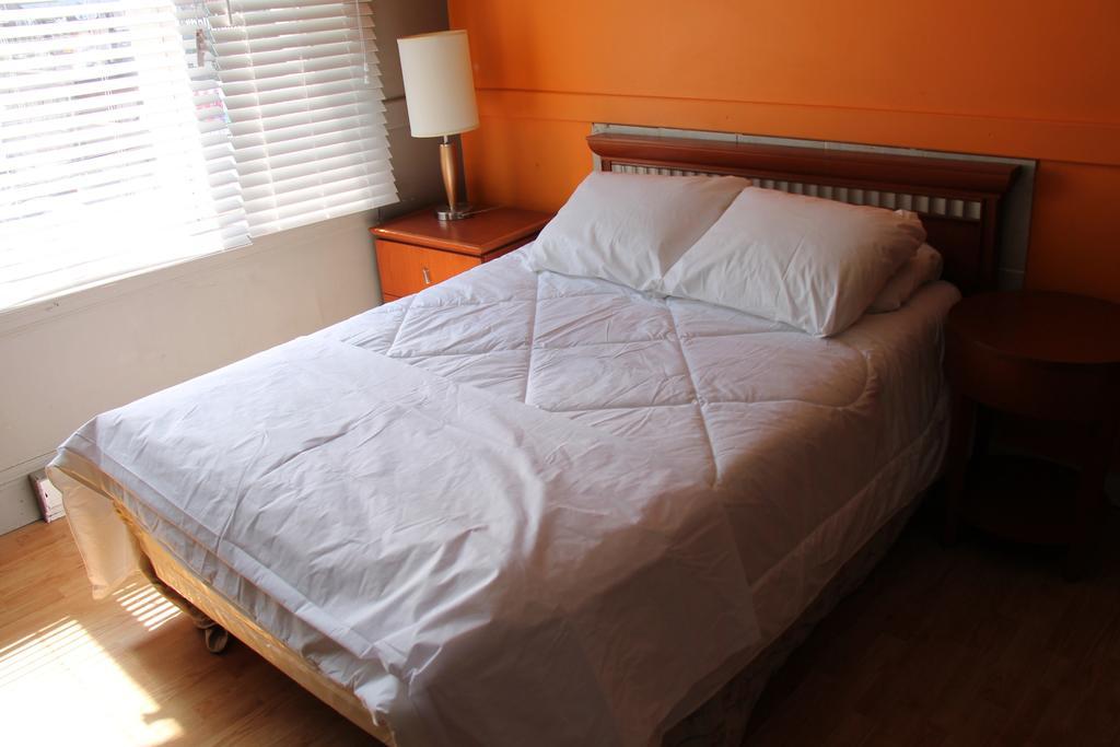 Toronto Central Hotel ภายนอก รูปภาพ